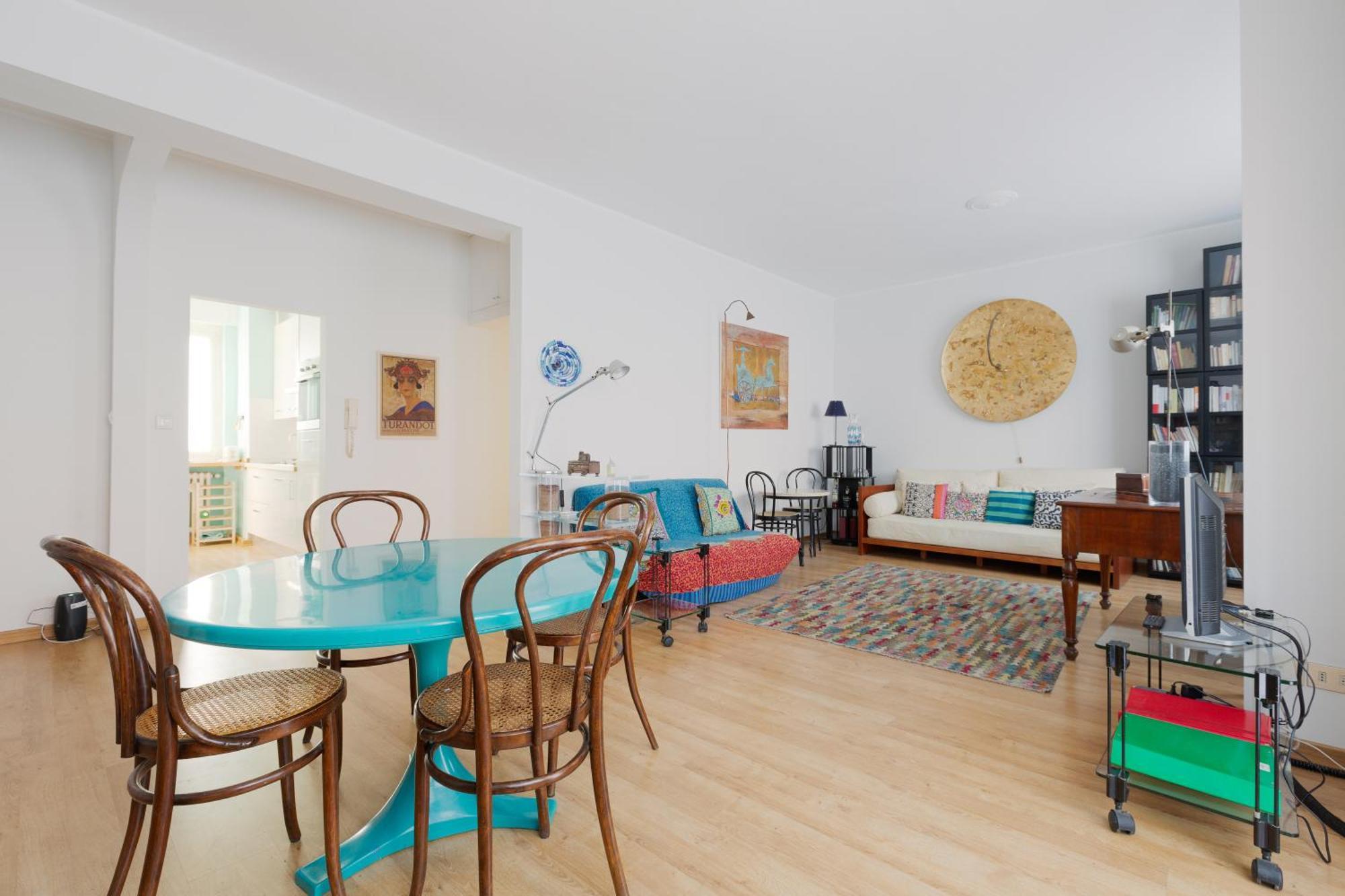 Milan-Linate Apartment With Balcony Bagian luar foto