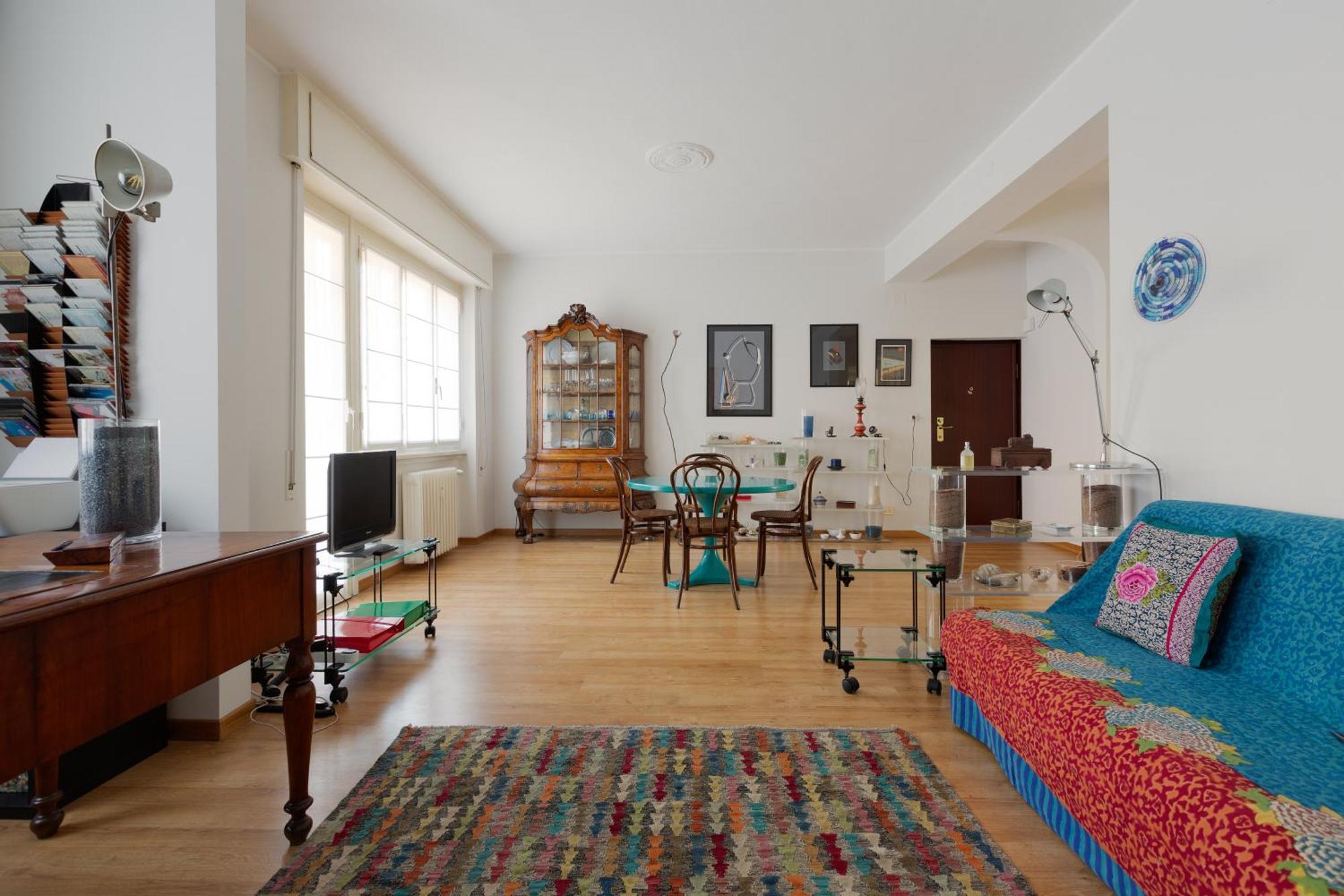 Milan-Linate Apartment With Balcony Bagian luar foto